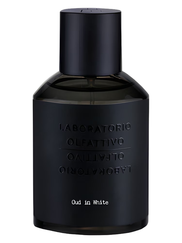 Oud In White